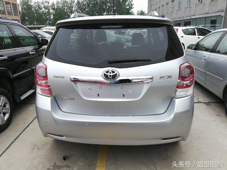 丰田最冷门的二手车,丰田逸致2011款2.0高配版