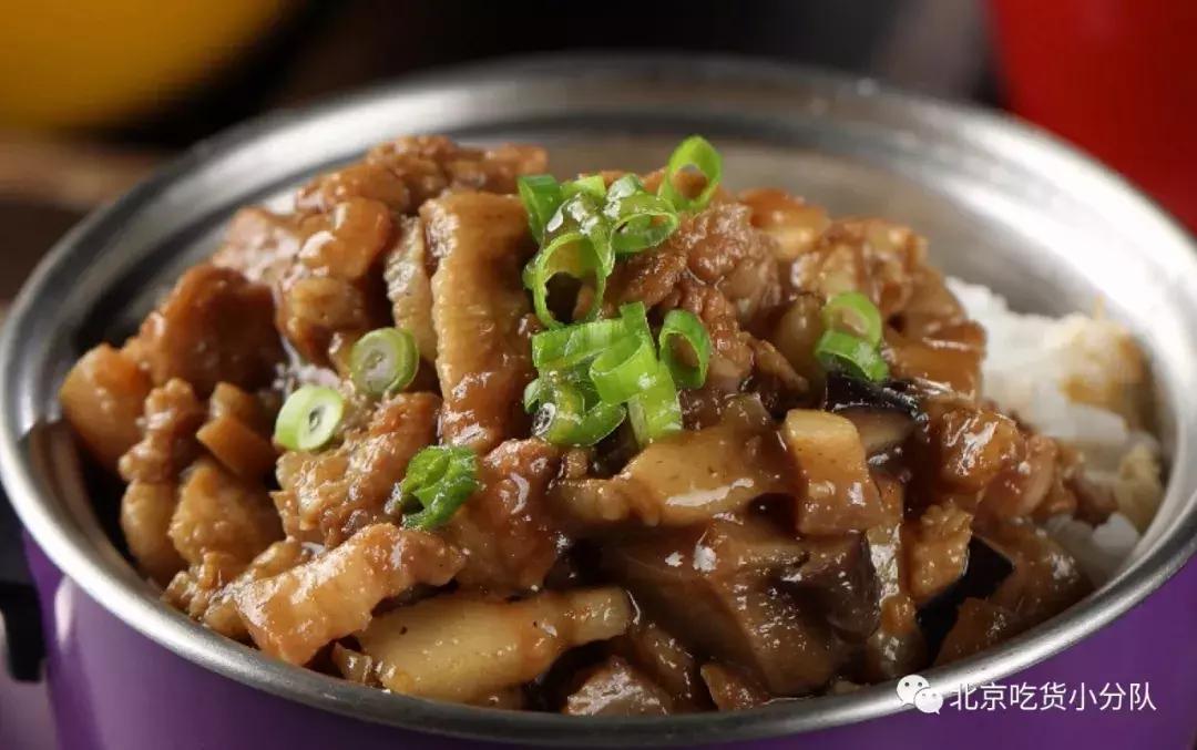 38元无限续餐厅，拿仙女棒吃饭