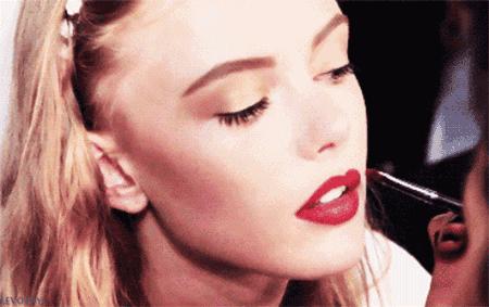 mac漆光唇釉棒棒糖110,mac最新款唇釉色号黑管