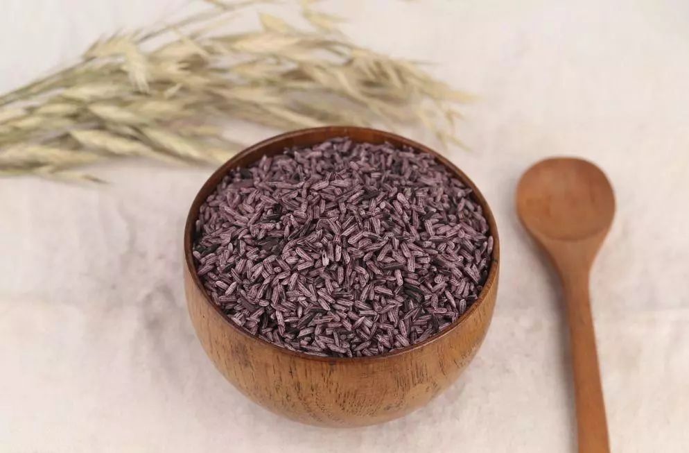 大米怎样放不生虫又好吃,大米放上这些东西就不怕生米虫