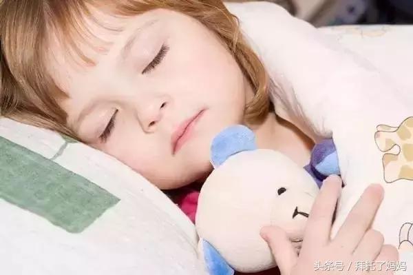 6岁之前管好这几个问题很重要,两岁以后很多毛病都是父母造成的