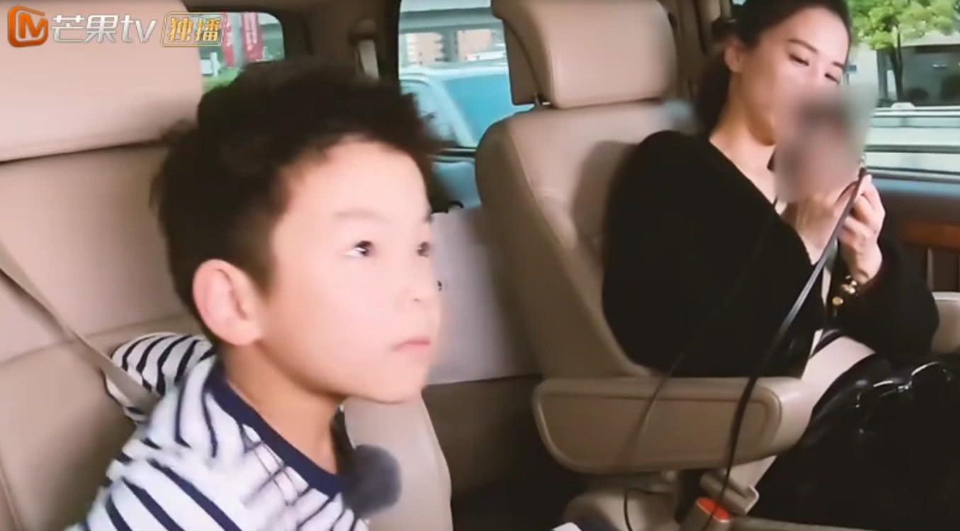 黄圣依用的手机壳,黄圣依手机壳同款