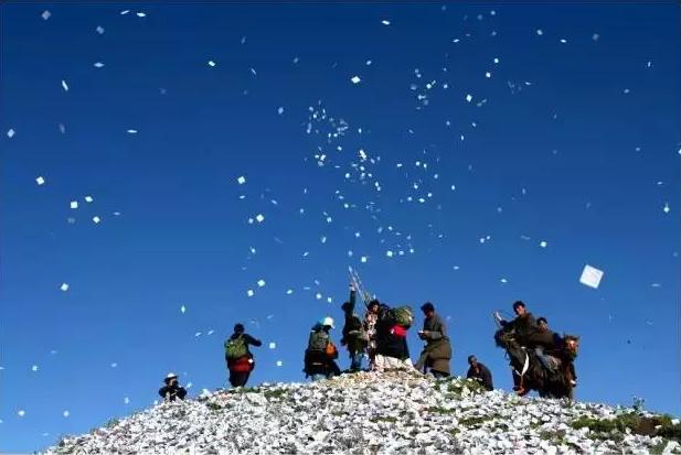 撒隆达藏族文化讲解,煨桑是藏族人民古老的文化