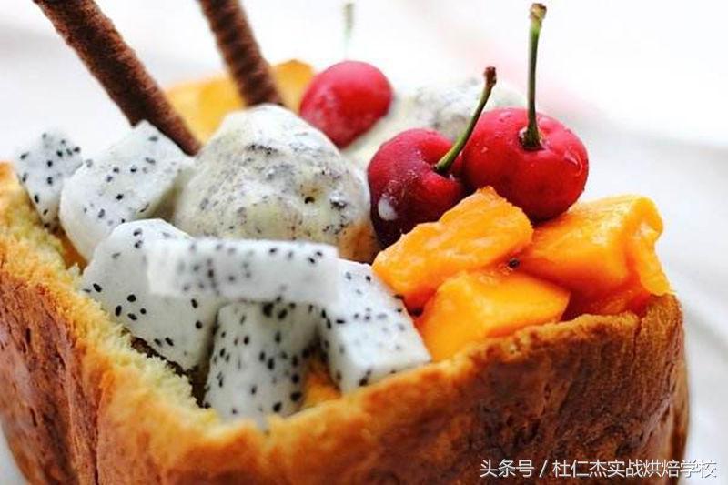 蜂蜜厚多士美食教程,厚多士加蜂蜜的做法