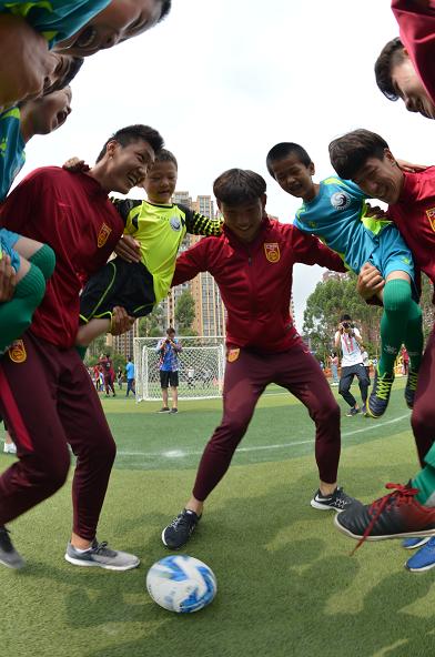 u19鍥借冻澶哄浗闄呴潚骞磋冻鐞冮個璇疯禌鍐犲啗,鍥借冻u19鍏ㄧ▼