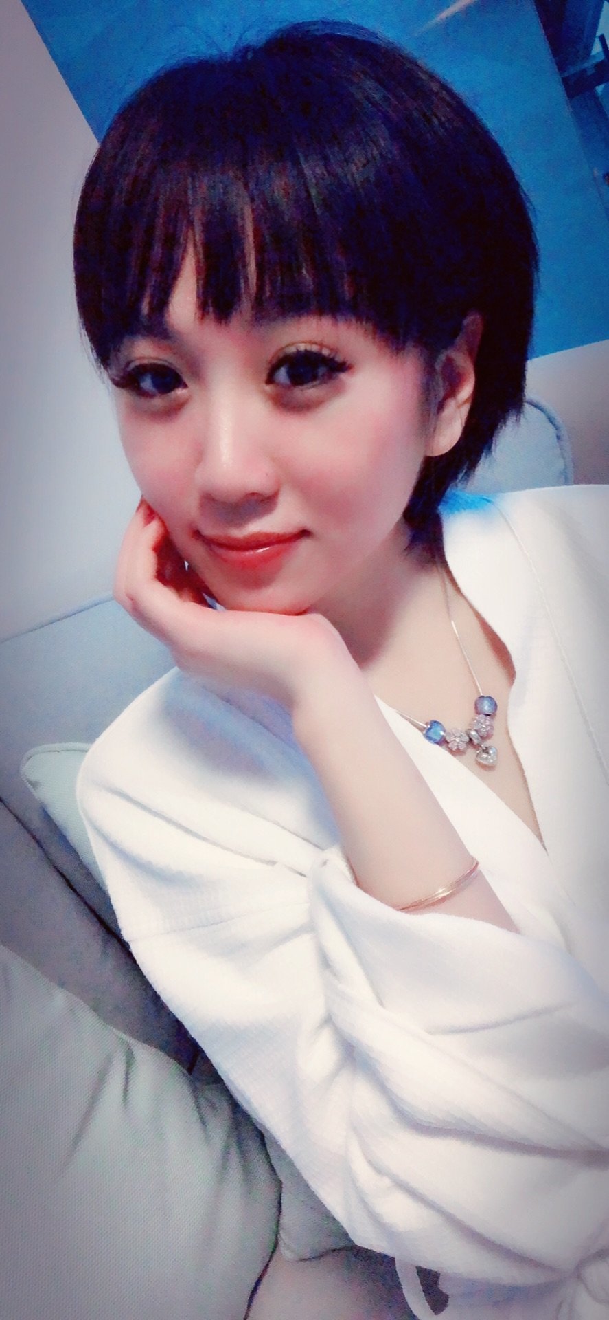 一个人去三亚跟团好还是自由行好,一个人到三亚