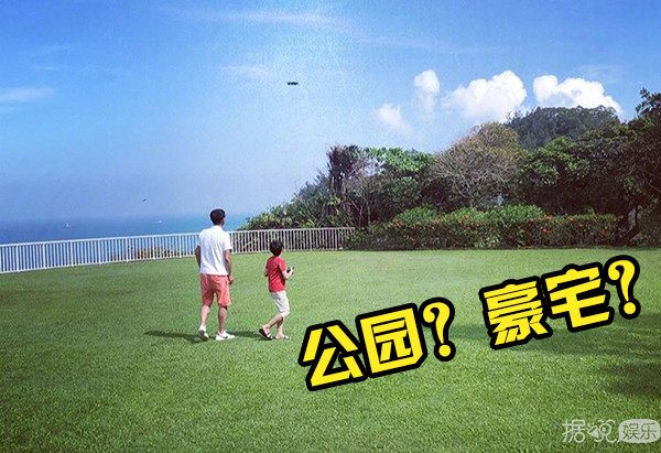 带有足球场的别墅,足球场别墅效果图