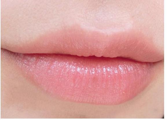 使用BB霜的简单化妆顺序,bb霜化妆的正确步骤图