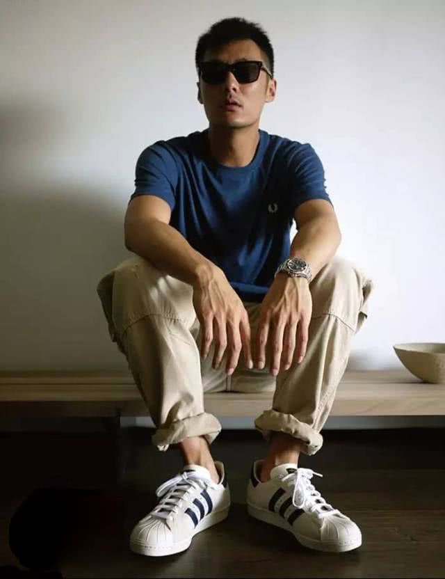 千百小白鞋,千千万万的小白鞋