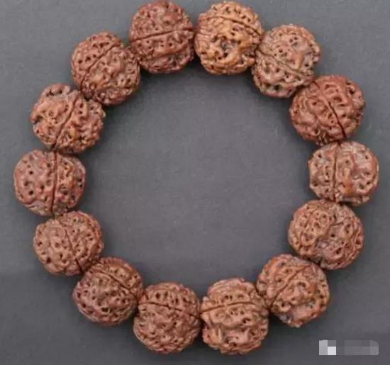 我的金刚菩提盘的不一样怎么办,我的金刚为啥盘的里面都是灰