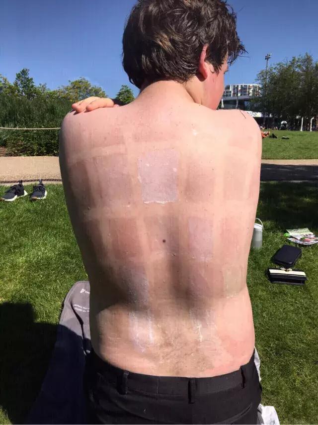 防晒测评外国真人后背,防晒测评博主943