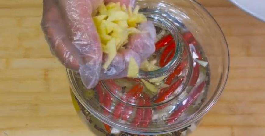 腌四川泡菜如何脆爽,正宗四川泡菜腌制方法大全