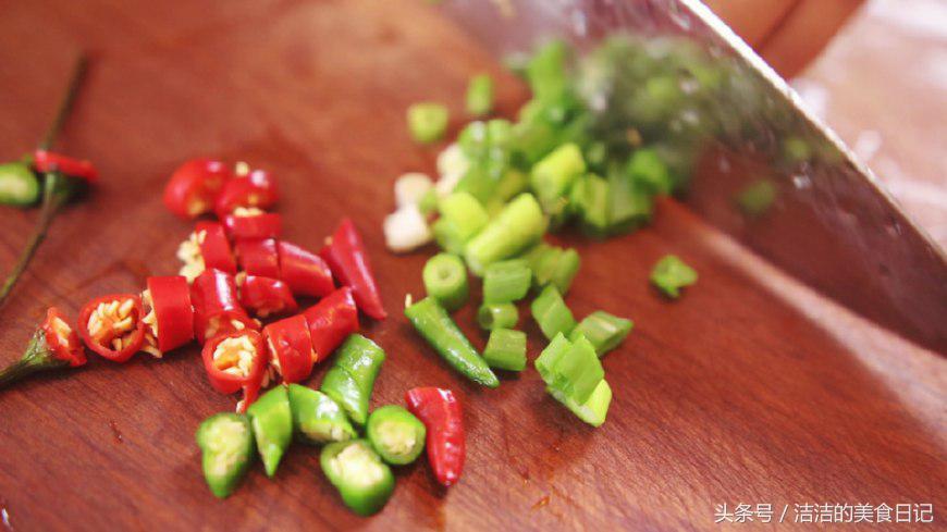 热干面怎么调酱汁家庭版,凉拌热干面的正确方法