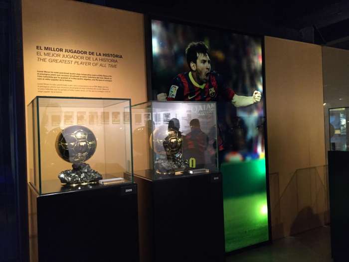 巴萨女足欧冠主场在诺坎普吗,巴萨主场诺坎普英文