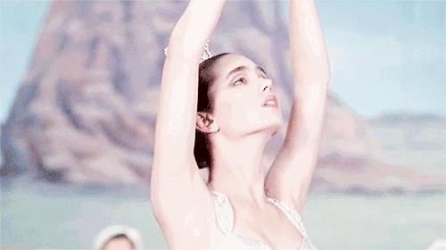 想要脖子变长有什么方法,脖子粗的怎样才能拥有天鹅颈