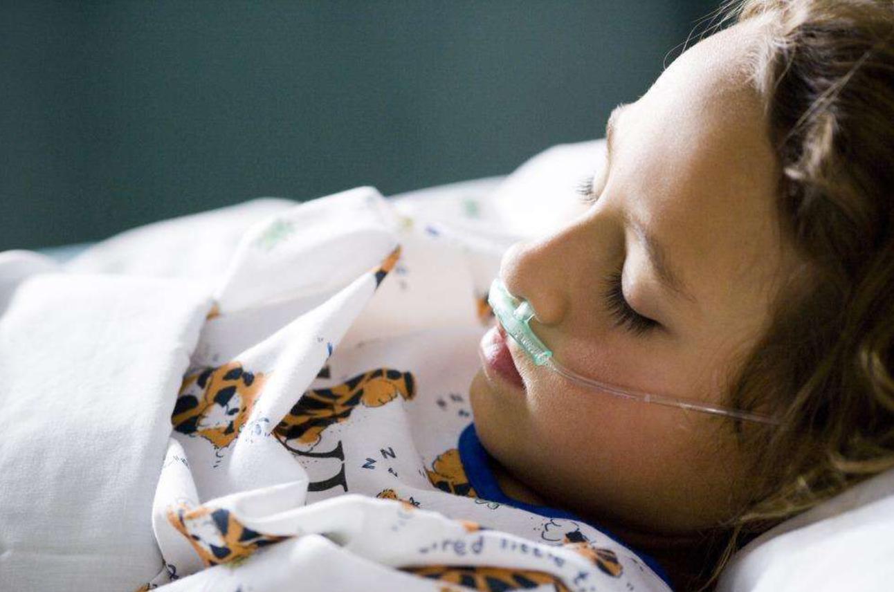 儿童误服药物急救四注意,儿童误服药物处理技巧