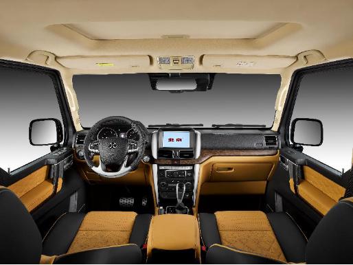 bj402018款plus2.3t尊享版,北汽越野bj40升级版报价