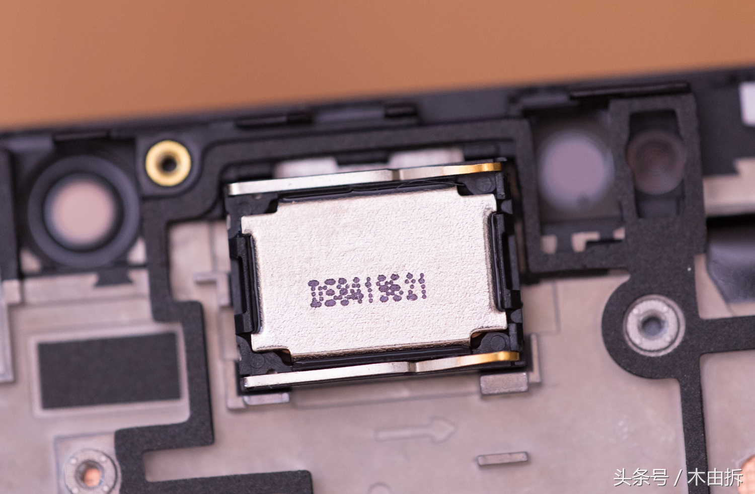 荣耀畅玩7a无指纹版拆机,荣耀畅玩7拆机