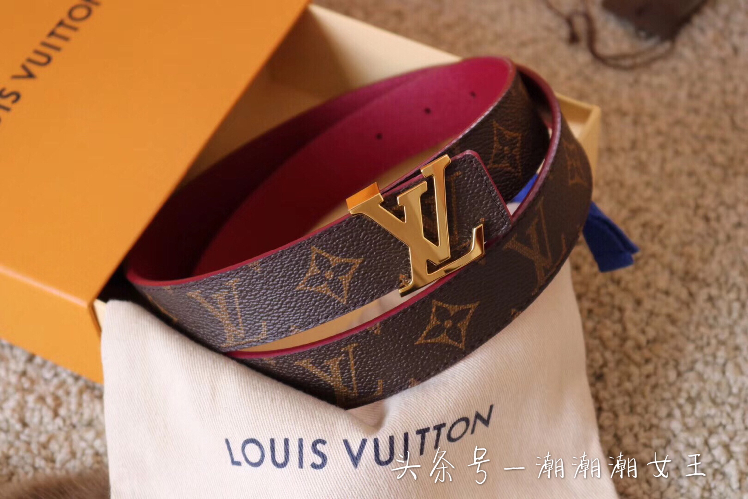 lv女款皮带里面是什么颜色,lv男士经典老花单面皮带