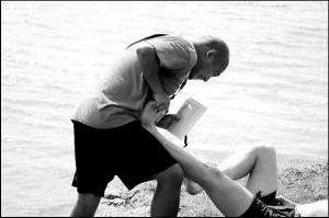 打篮球如何预防跟腱损伤,打篮球跟腱断裂还能继续打吗