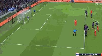 中国队超燃逆转,中国vs泰国2-1泰国球迷评论