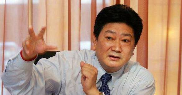 红塔山集团以前的老总叫什么,红塔山以前的老总