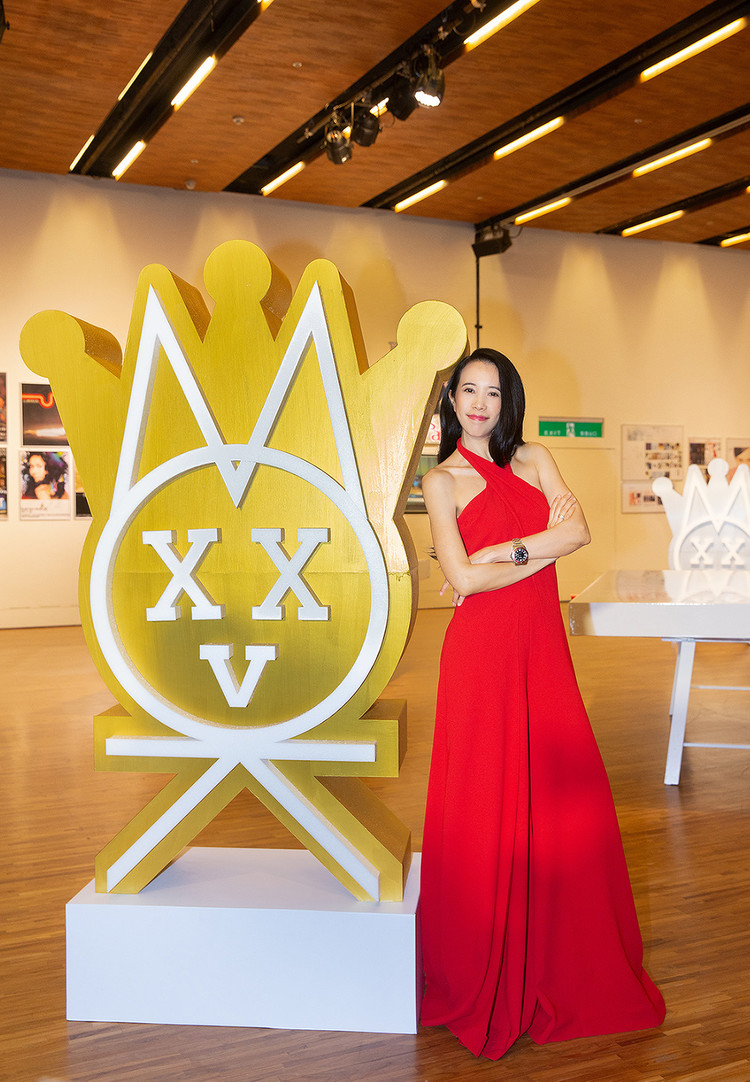 莫文蔚在球场上,莫文蔚最后一场比赛