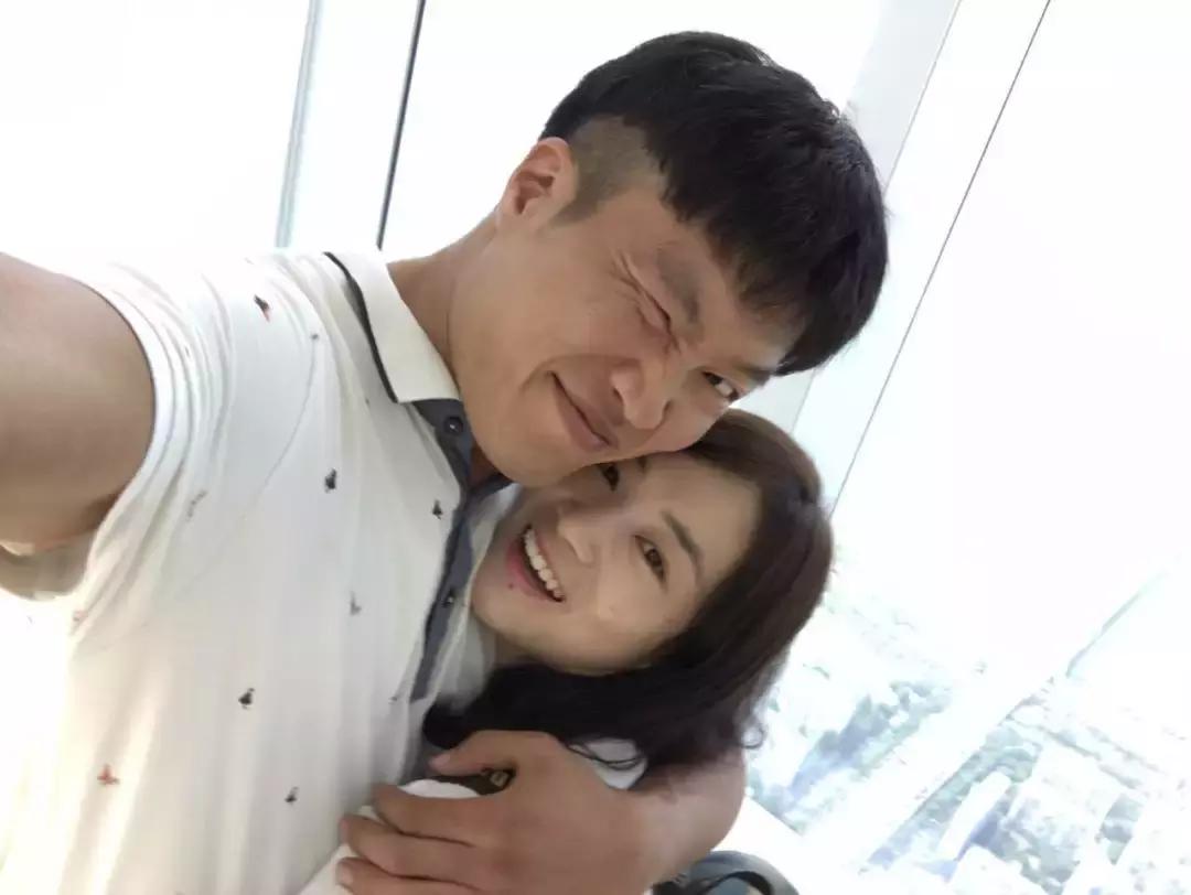 超好吃的韩料,一个韩国大叔吃美食