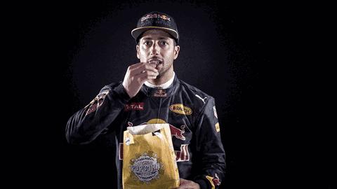 辣妹标价3万叫爸爸,海外火爆的“援交”APP竟冲上排行榜第一!