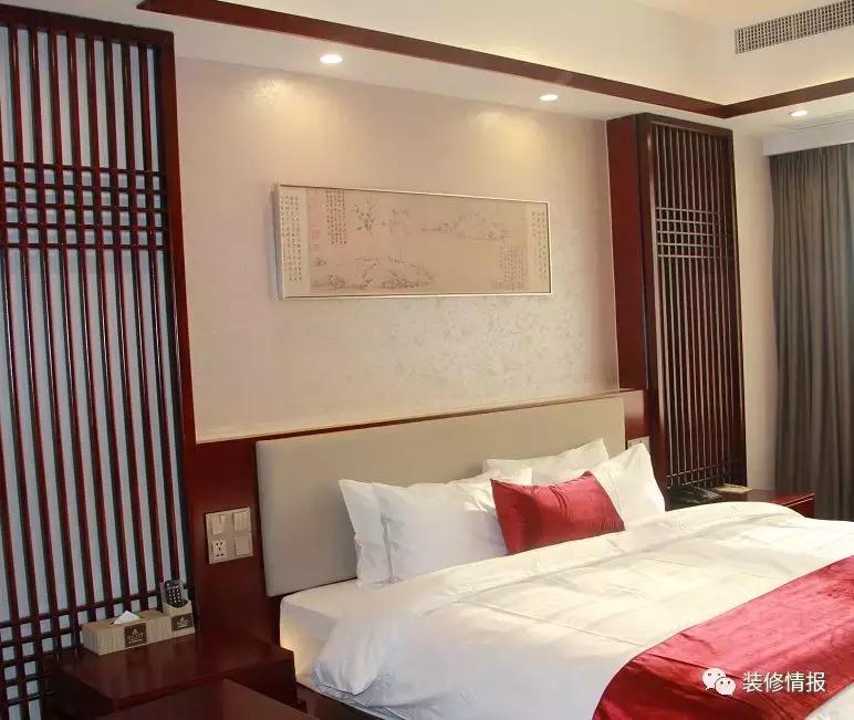 墙壁起皮脱落发霉什么原因,墙壁发霉重新刷漆管用吗