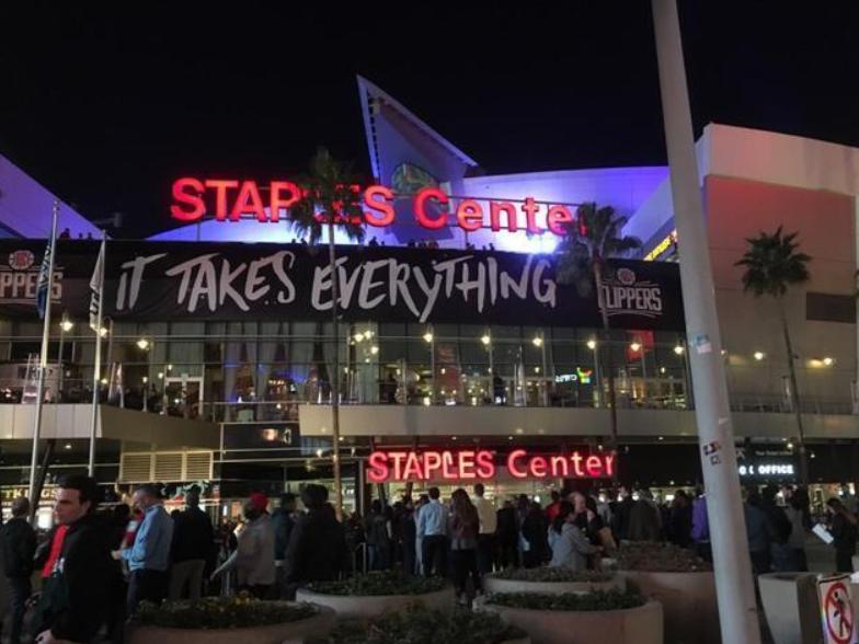 看一场nba比赛得花多少钱,去美国看nba总决赛多少钱