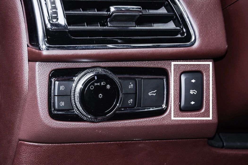 林肯20万至30万的SUV,最新款林肯领航员太霸气了