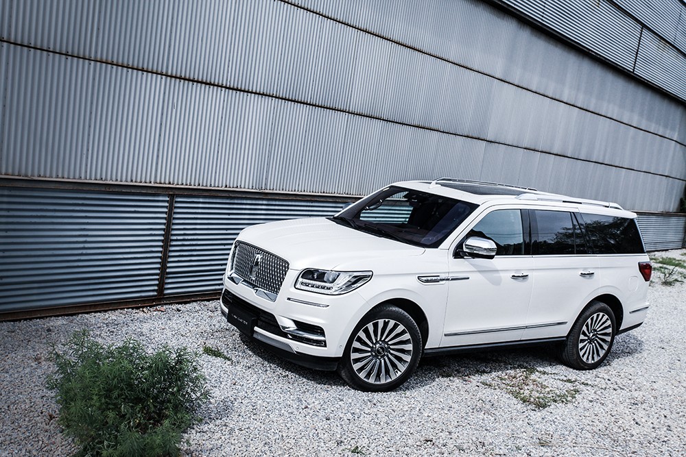 全新林肯领航员试驾视频,全尺寸suv课代表试驾林肯领航员