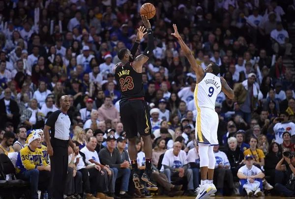 伊戈达拉不毁库里,伊戈达拉怎么又去勇士了