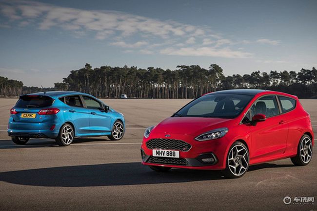 骑川崎h2被开豪车看不起,川崎h2r能不能跑过阿斯顿马丁