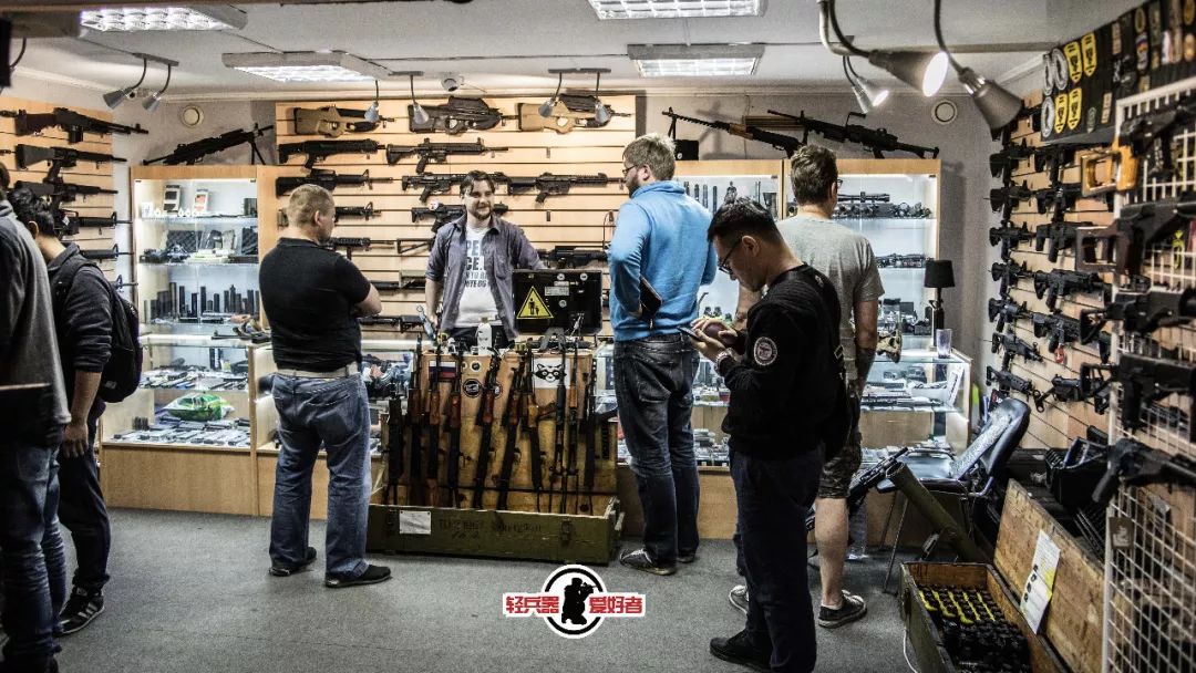 男人天堂，一起逛逛俄罗斯的“*器武**”商店