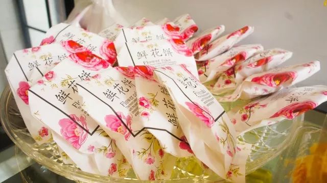 人矮志不矮，这家店只做一流馅饼