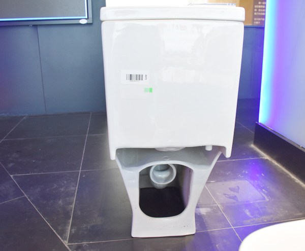 卫生间浴室柜马桶淋浴房搭配,卫生间淋浴房马桶洗手盆如何布置