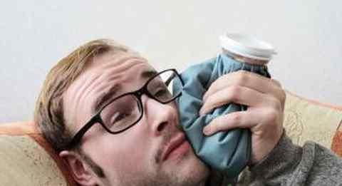 牙龈为什么老是上火肿痛吃什么药,冬天经常牙龈上火肿痛是什么原因