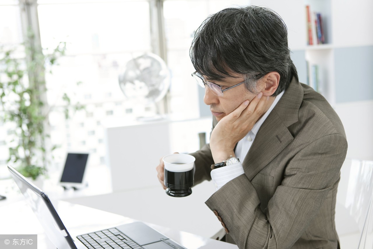 一个道家补肾食方，每天吃一粒，补肾乌发，让你精力旺盛~