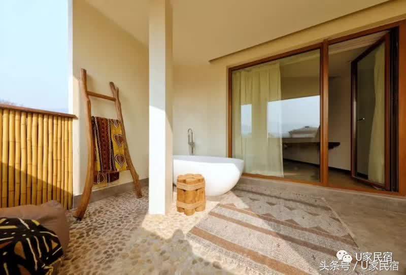 夕阳竹海泡泡浴，真不愧为当地大众点评和美团均排名第一的地方