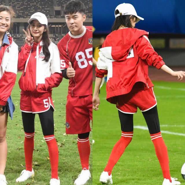 杨幂baby穿的超时髦,杨幂和关晓彤的同框照片