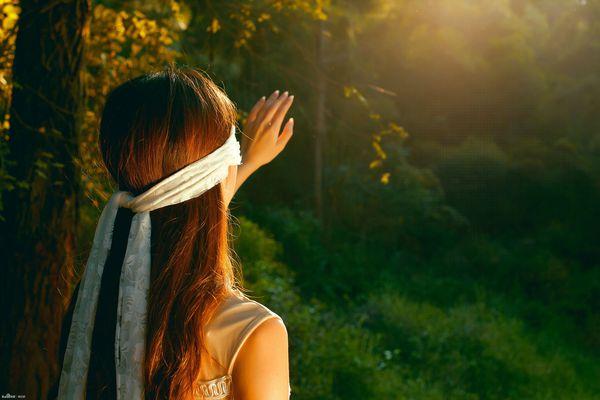 是不是有一种爱只想占有却不愿牵手？