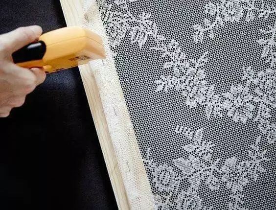 潮湿天气如何洗玻璃窗,天气冷了怎么擦玻璃干净