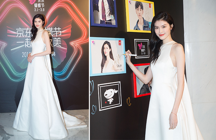 何穗白得发光老爹裤西装超模气场,超模何穗白到发光穿搭帅气又精致