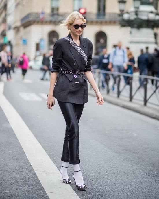 肩宽屁股大胯宽大腿粗全身穿搭,胯宽腰粗适合怎么穿