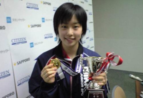 日本女乒三姐妹轮流坐庄!石川佳纯、伊藤美诚、平野美宇谁更强?