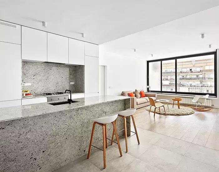 巴塞罗那足球风格,巴塞罗那的时尚与经典