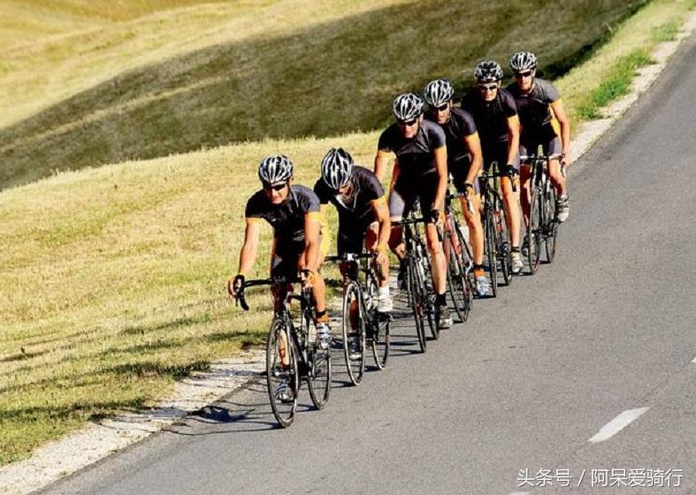 新手入门骑行方法,如何在骑行中拉爆队友