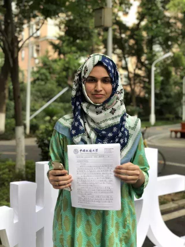 中国留学生在外国的挑战英语作文,外国学生挑战中国高考